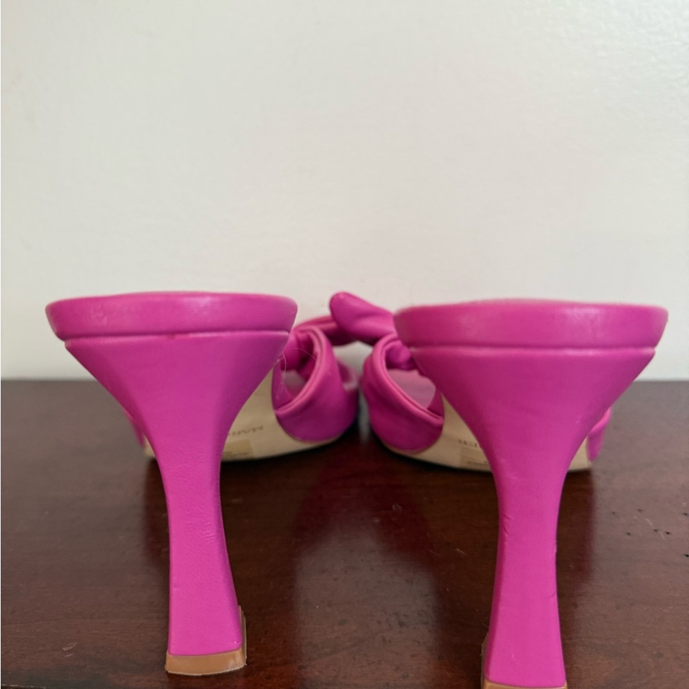Marc Fisher “Demar” Fuchsia Bow Slide High heels in size 7 - Picture 6 of 11